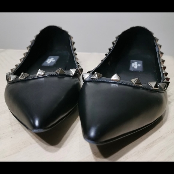 *SOLD* Valentino Ballet Flats - Picture 4 of 7